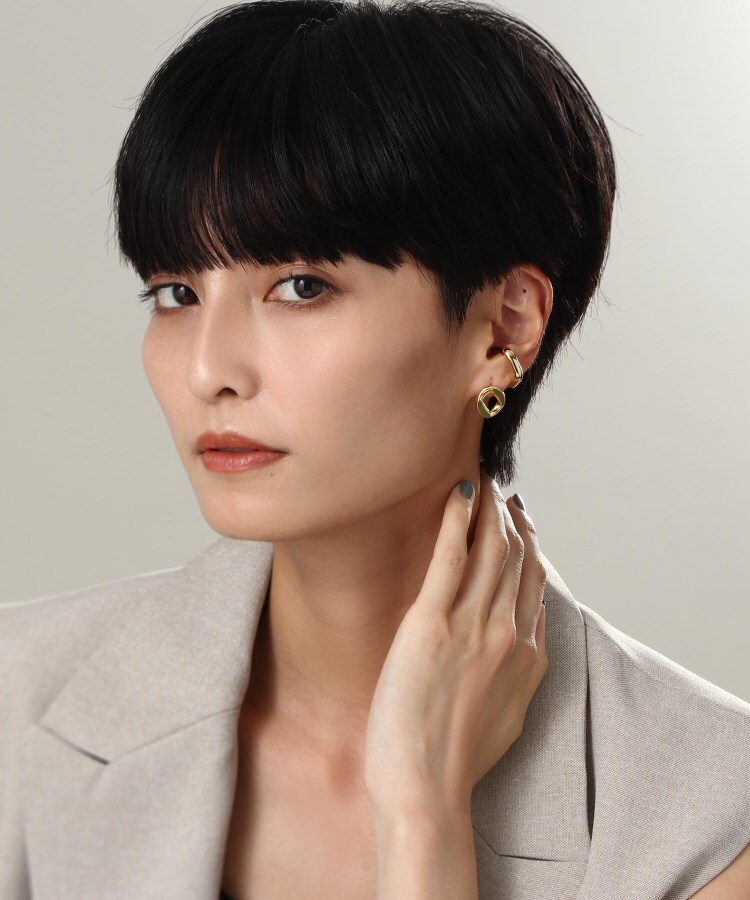 【WEB限定】カーブチェーンモチーフ シングルピアス