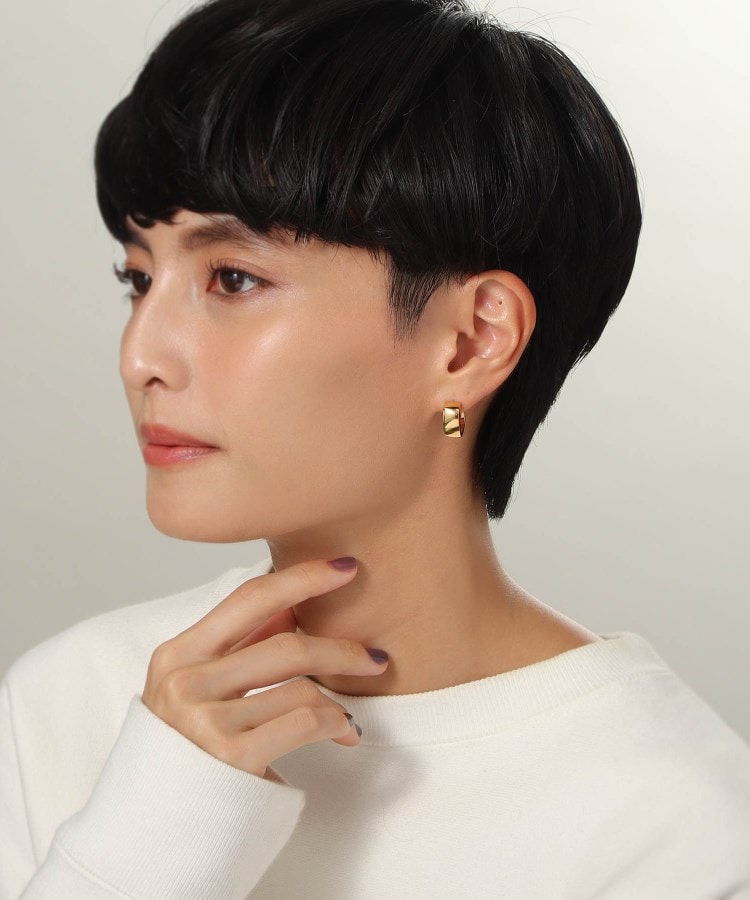 【WEB限定】ツイストスクエア ピアス