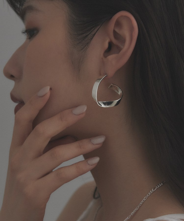 COCOSHNIK ピアス シルバー 767-71386-00-600 - メルカリ
