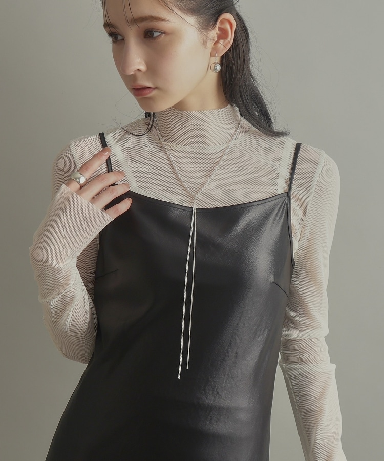 ココシュニック オンキッチュ(COCOSHNIK ONKITSCH)のシルバー ホロウボール フックピアス6