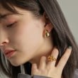 ココシュニック オンキッチュ(COCOSHNIK ONKITSCH)のシルバー ホロウフープ ドロップピアス GP9