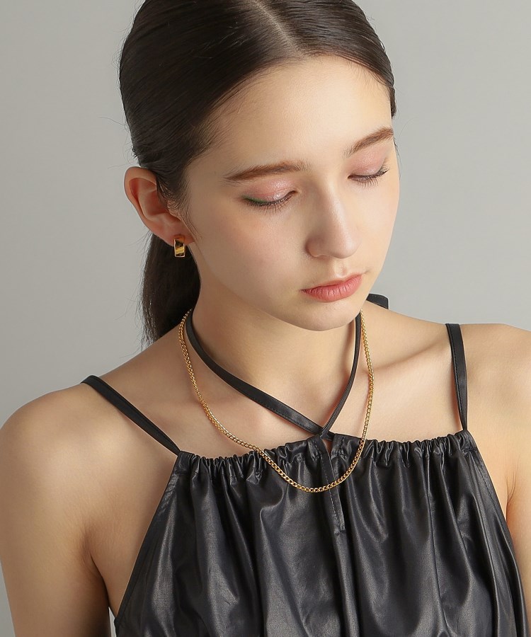 ココシュニック オンキッチュ(COCOSHNIK ONKITSCH)のシルバー カーブチェーン スクエアマンテルネックレス GP12