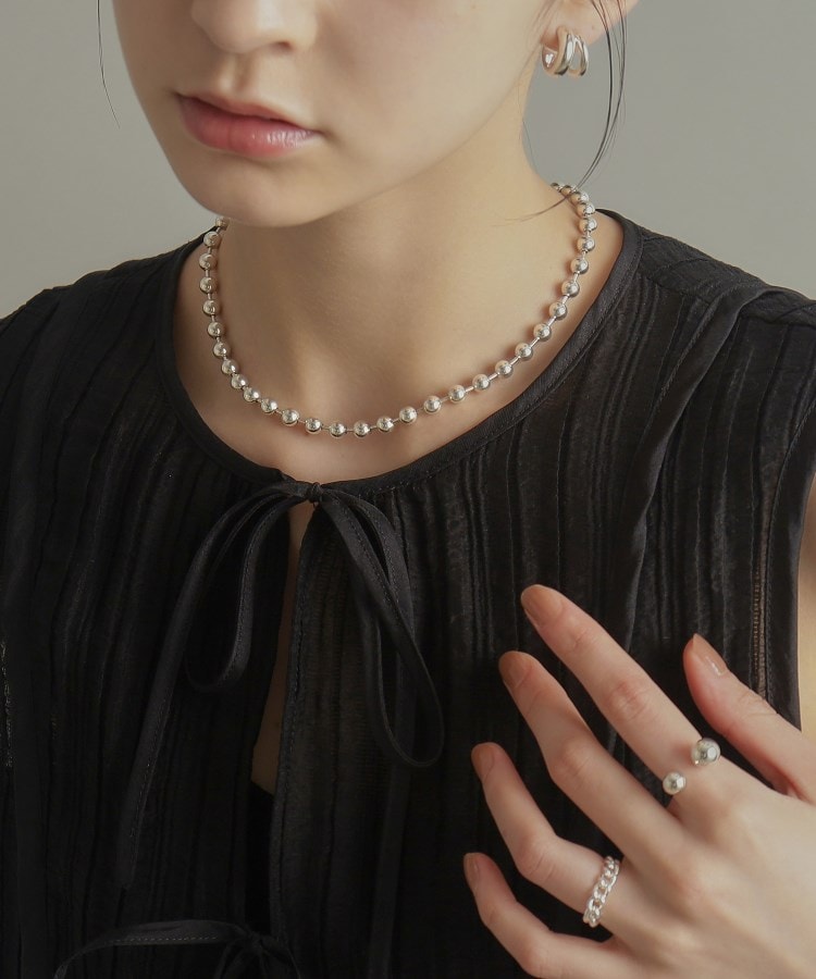 ココシュニック オンキッチュ(COCOSHNIK ONKITSCH)のシルバー デザインチェーン ボールネックレスL11