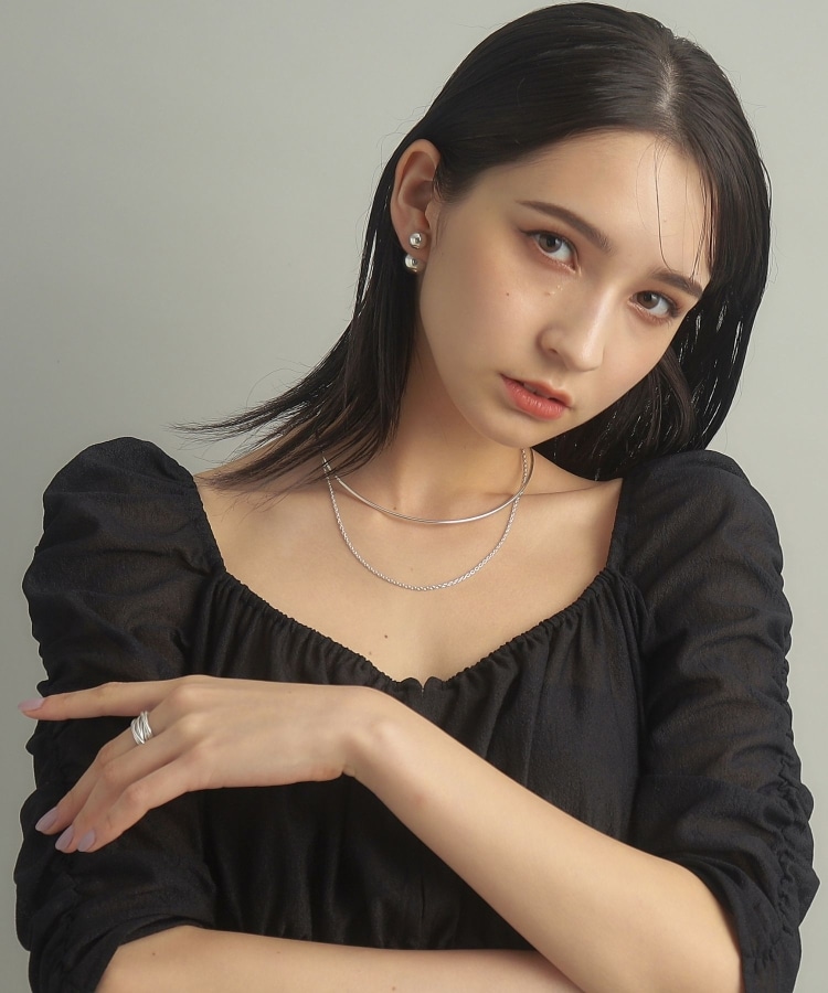 ココシュニック オンキッチュ(COCOSHNIK ONKITSCH)のシルバー ホロウピアス ボール フロントバック22