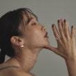 ココシュニック オンキッチュ(COCOSHNIK ONKITSCH)のシルバー スモールフープ スライドプレートピアス8