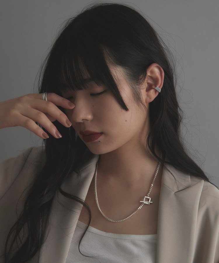 ココシュニック オンキッチュ(COCOSHNIK ONKITSCH)のシルバー ペンタゴンイヤーカフ7