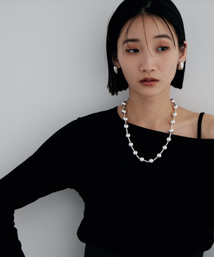 ココシュニック オンキッチュ(COCOSHNIK ONKITSCH)のシルバー ホロウボールコネクテッド ネックレス9