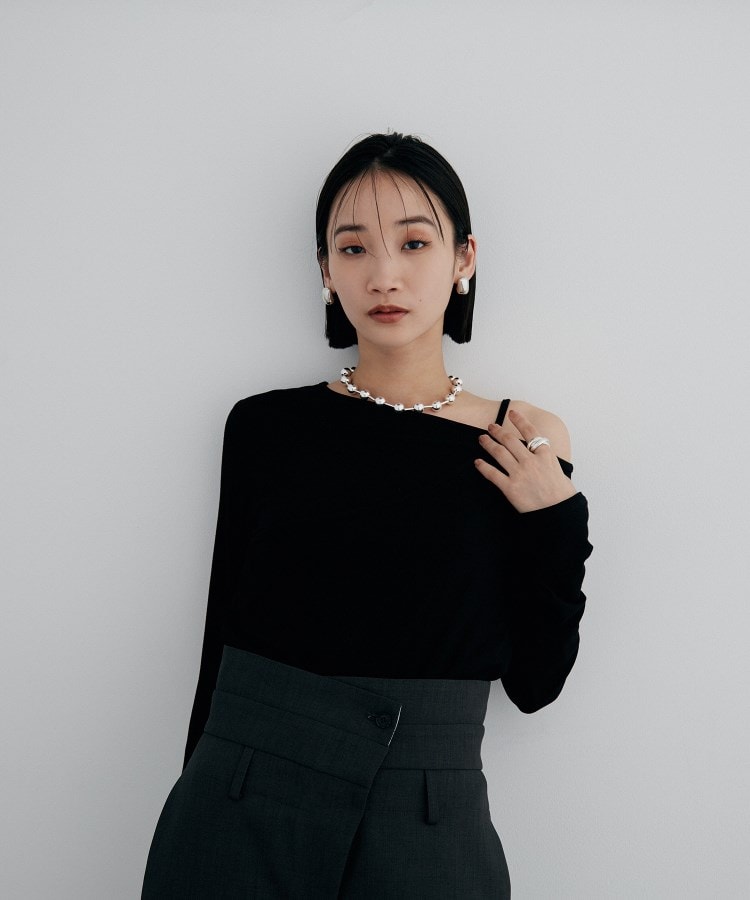 ココシュニック オンキッチュ(COCOSHNIK ONKITSCH)のシルバー ホロウピアス ロングクッションシェイプ8