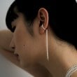 ココシュニック オンキッチュ(COCOSHNIK ONKITSCH)のシルバー カーブチェーンミックスフリンジイヤカフ8