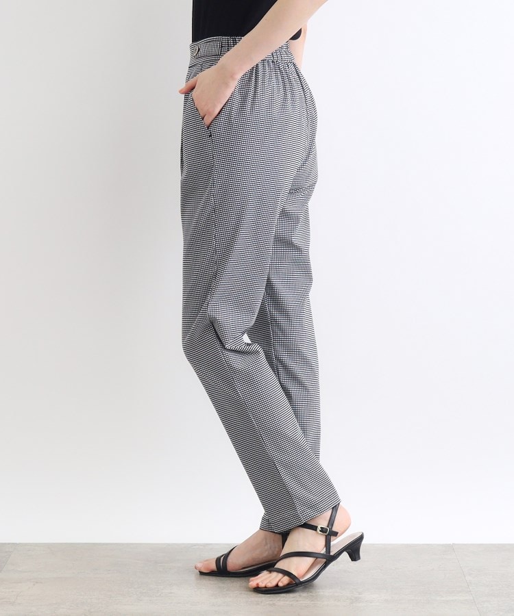 グローブ(grove)の【高身長さん向け＋5cm】＜接触冷感・多サイズ＞サマーハイパーストレッチテーパードパンツ22