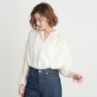 グローブ(grove)のシャーリングボリュームブラウス3