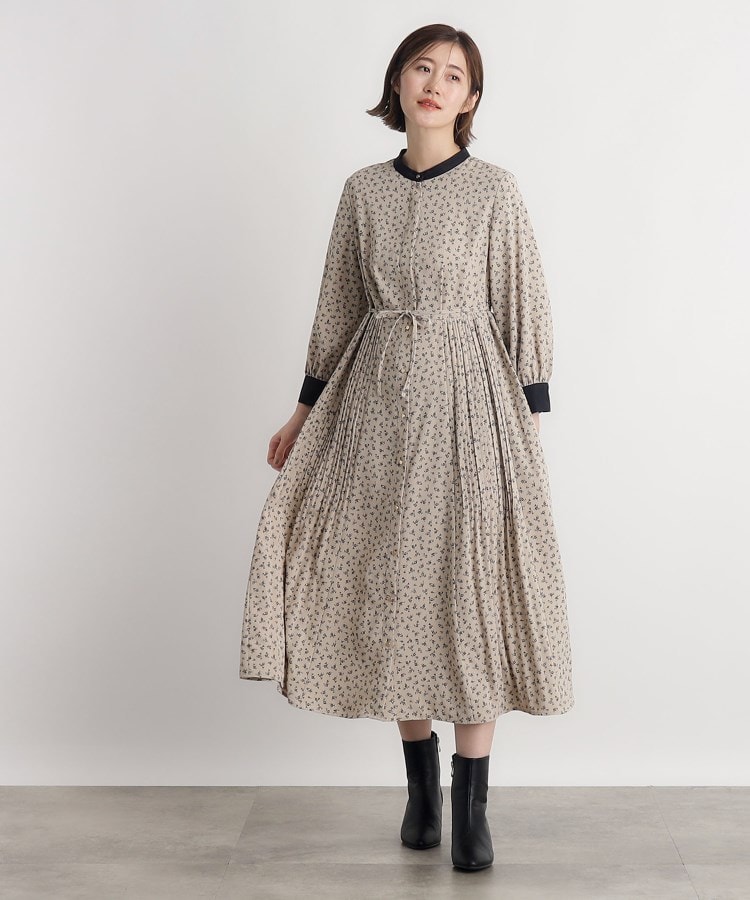 小花柄プリントプリーツワンピース(マキシ・ロングワンピース 小花柄プリントプリーツワンピース(マキシ・ロングワンピース