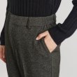 グローブ(grove)のメランジテーパードパンツ19