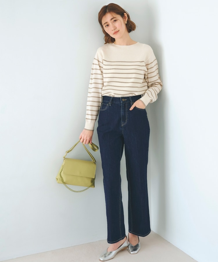 センタープレス入りソフトフレアーデニムパンツ(デニムパンツ センタープレス入りソフトフレアーデニムパンツ(デニムパンツ