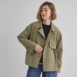 グローブ(grove)のスプリットラグランショートトレンチ カーキ(027)