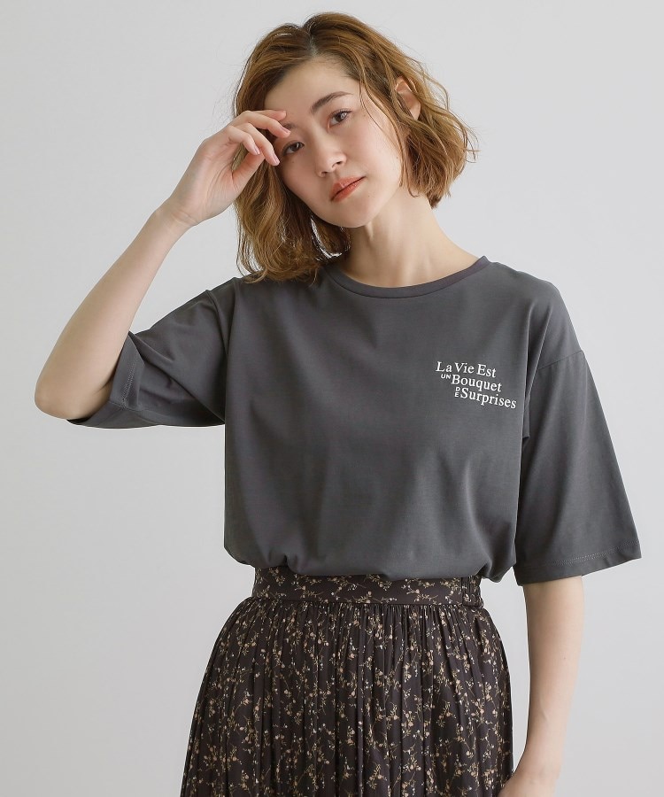 グローブ(grove)の五分袖ロゴプリントTシャツ6