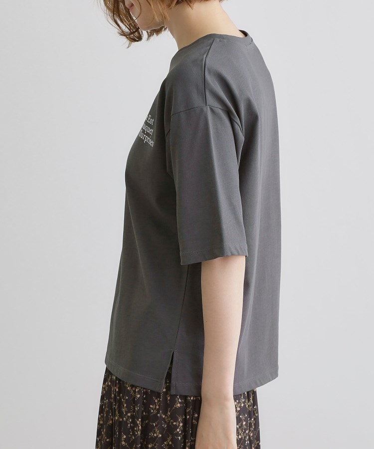 グローブ(grove)の五分袖ロゴプリントTシャツ18