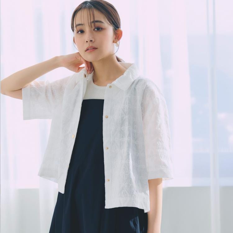 グローブ(grove)の刺繍レースショートジャケット テーラードジャケット