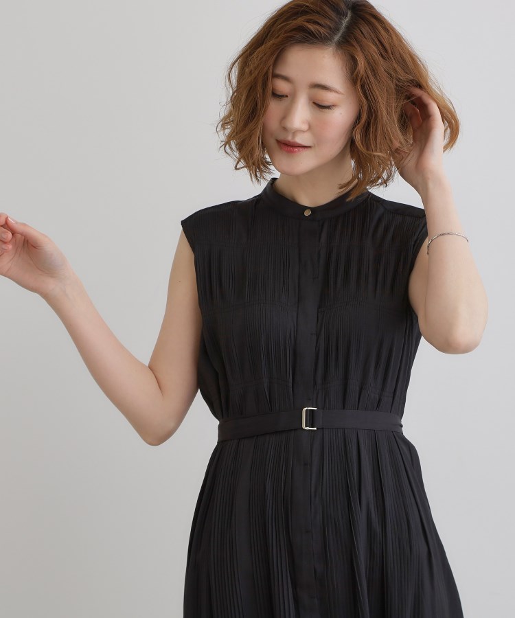グローブ(grove)の贅沢プリーツが華やかなシャンブレープリーツワンピース1