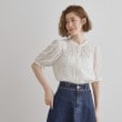 グローブ(grove)の【洗える】ヴィンテージサテンウイングスリーブブラウス オフベースフラワー(103)