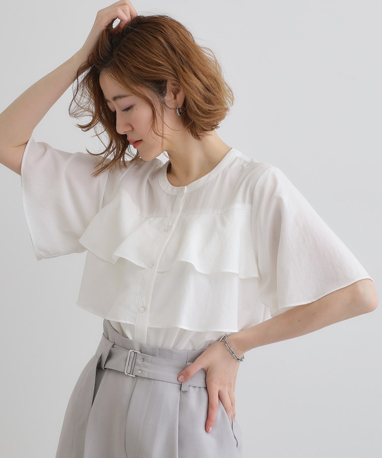 グローブ(grove)の甘さを抑えた大人のラッフルフリルブラウス2
