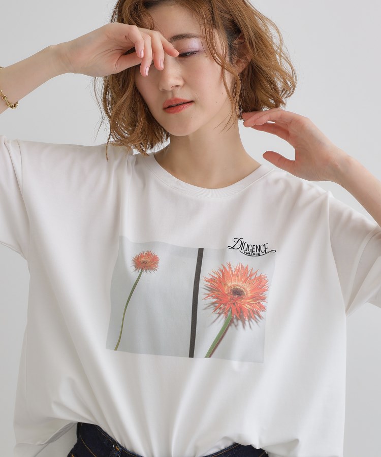 グローブ(grove)の【コラボITEM】DILIGENCE PARLOUR フォトフレアTシャツ3