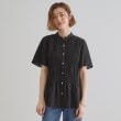 グローブ(grove)の大人の抜け感シアースラブシャーリングブラウス ブラック(019)