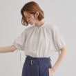 グローブ(grove)の【洗える・シワになりにくい】麻調スリーブドロストブラウス1
