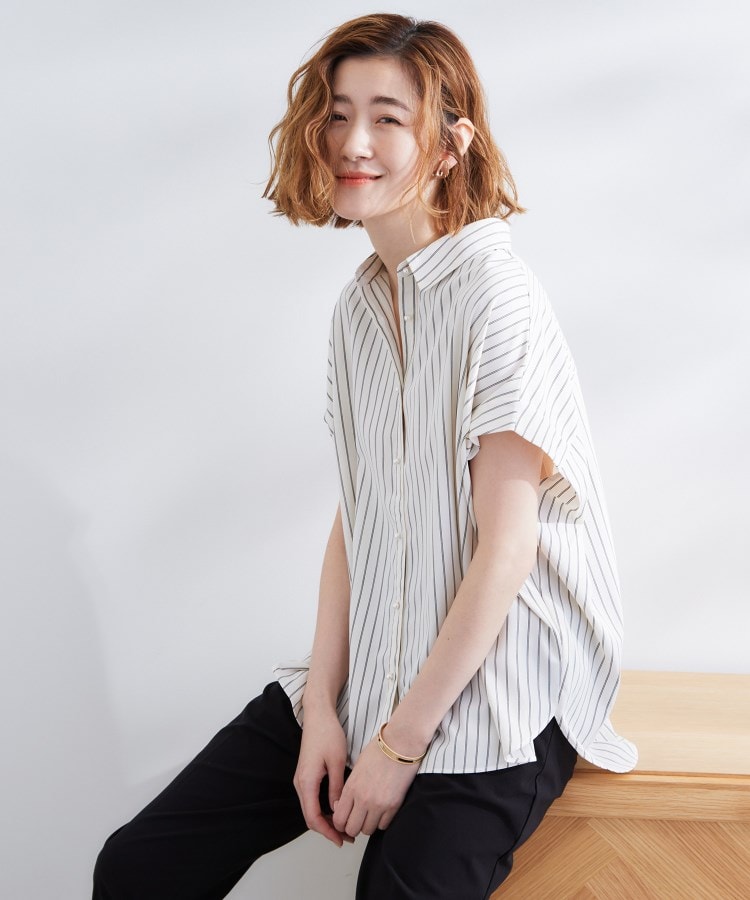 グローブ(grove)の【雑誌掲載】お手入れ楽ちんが嬉しい機能付き！大人のキレイとろみシャツ オフストライプ(103)