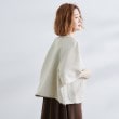 グローブ(grove)の透け感と立体感で魅せる、大人の夏のメッシュワイドスリーブジャケット11