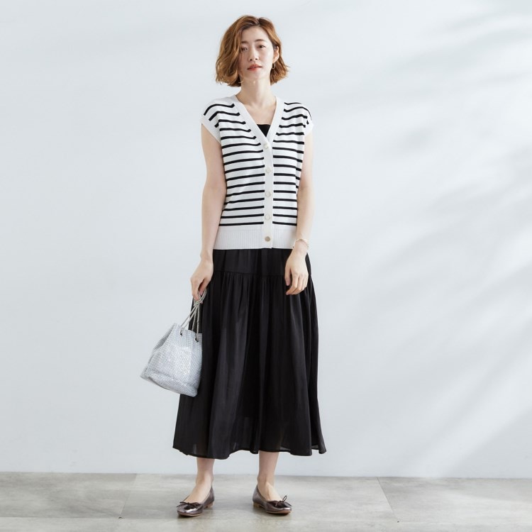 グローブ(grove)のニットベスト×ギャザースカートセット セットアップ