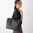 グローブ(grove)の◆【A4・軽量】お仕事スタメンBAG！ポーチ付きサイドスリットA4トート23