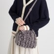 グローブ(grove)のチュールティアード巾着ショルダー グレー(012)
