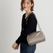 グローブ(grove)のプリーツチェーンハンドルショルダー1