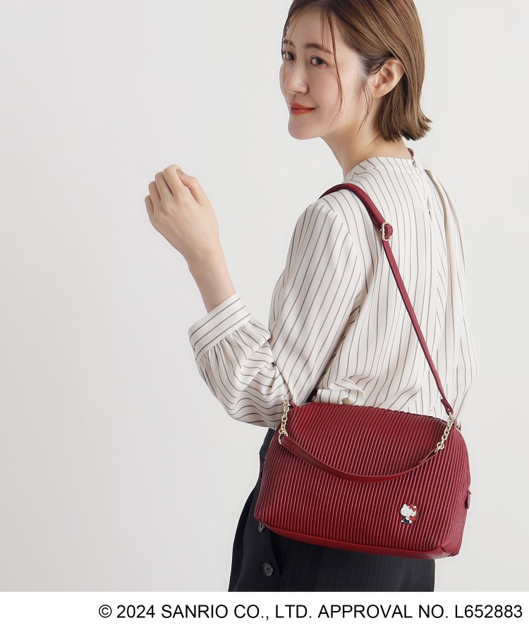 グローブ(grove)の【ハローキティ】チェーンハンドルプリーツショルダー3