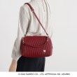 グローブ(grove)の【ハローキティ】チェーンハンドルプリーツショルダー2