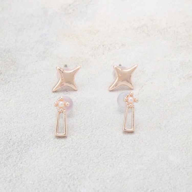 グローブ(grove)のスターセットピアス ピアス