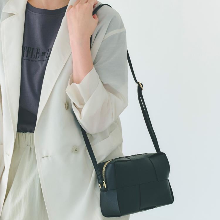 グローブ(grove)のメッシュミニショルダー ショルダーバッグ