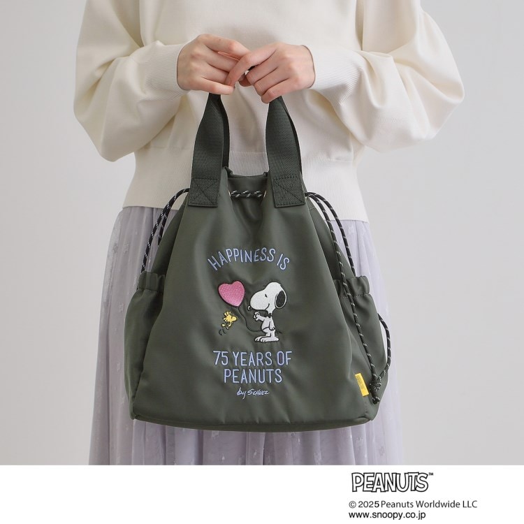 グローブ(grove)の【PEANUTS75th】ナイロン巾着トート トートバッグ