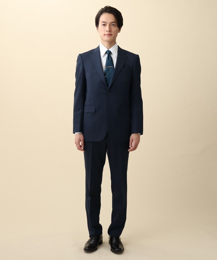 タケオキクチ(TAKEO KIKUCHI)のシャイニーピンヘッド スーツ2