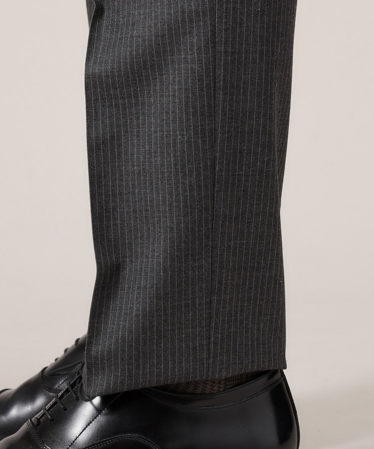 タケオキクチ(TAKEO KIKUCHI)の【DORMEUIL AMADEUS365】ピンストライプ スーツ32