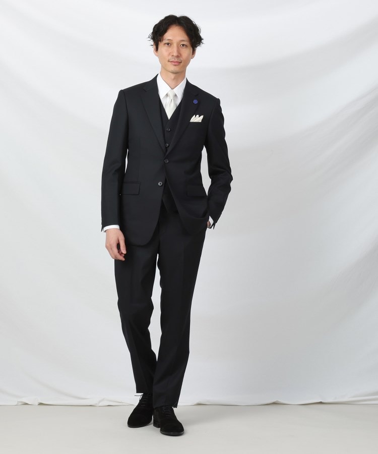 新品❗️サイズ3 TAKEO KIKKUCHI タケオキクチ　スーツ　ブラック