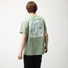 ティーケー タケオ キクチ(tk.TAKEO KIKUCHI)のバックフォトTシャツ Ｔシャツ
