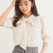 インデックス(index)のシアーストライプリボン2wayブラウス【洗濯機洗い可】1