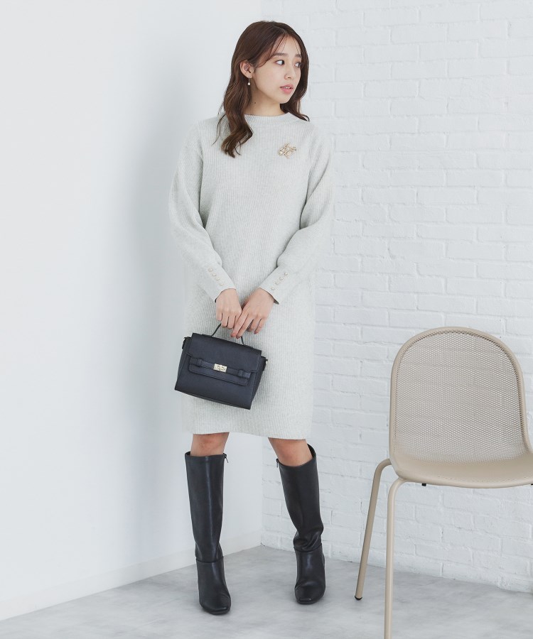 5color》ブローチ付き 畦編みニットワンピース【洗濯機洗い可 5color》ブローチ付き 畦編みニットワンピース【洗濯機洗い可