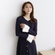 インデックス(index)の《美人百花掲載》パール調デザインバイカラーニットワンピース【洗濯機洗い可】 ネイビー(894)