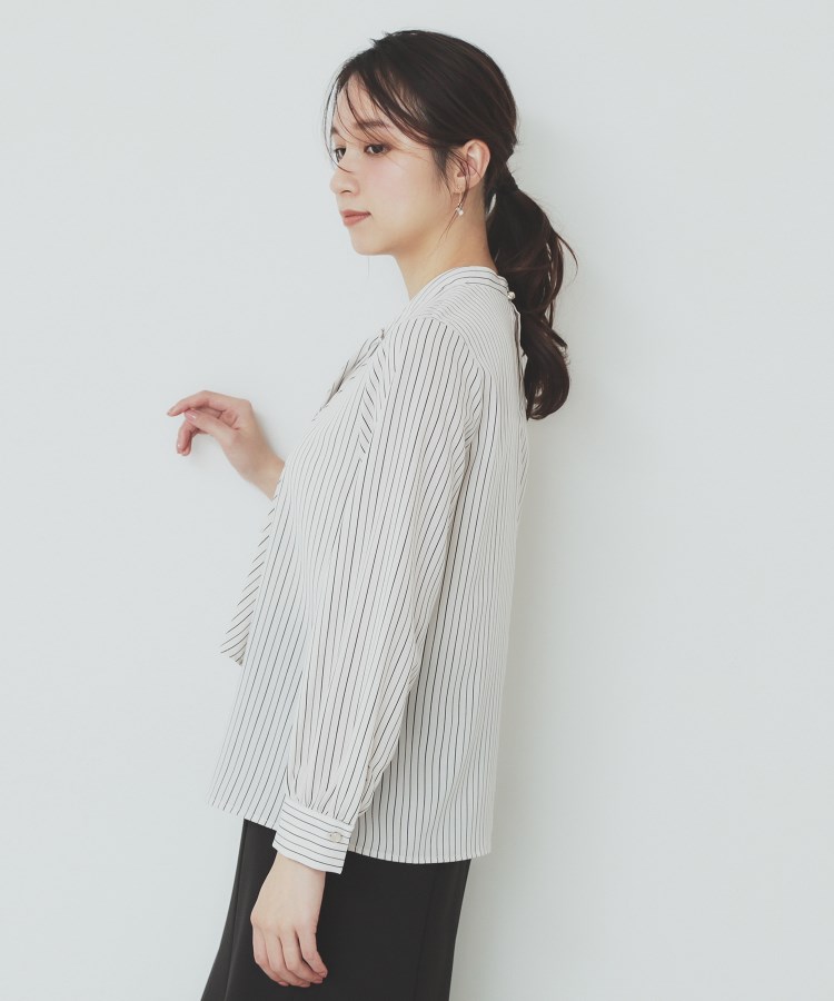 インデックス(index)の《美人百花掲載》アシンメトリーボウタイブラウス【洗濯機洗い可/防シワ】18