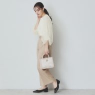 index tシャツ ビジュー付きチュールバルーンスリーブトップス