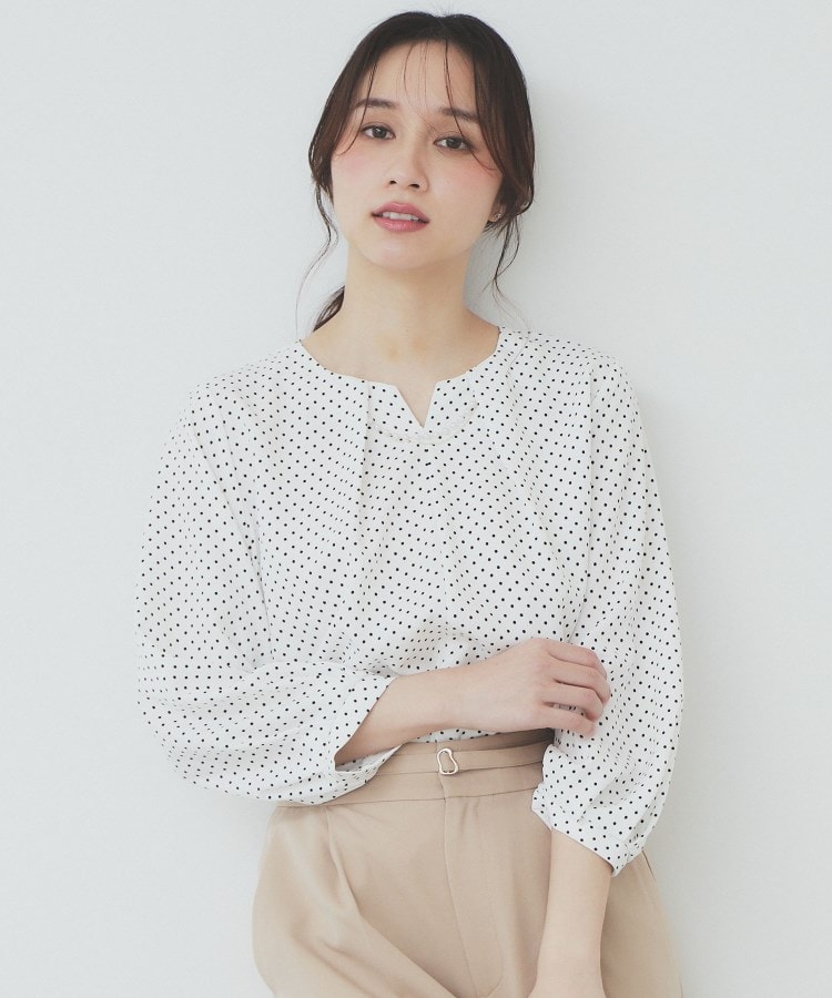 2WAYキーネックタックブラウス【洗濯機洗い可/防シワ】(シャツ 2WAYキーネックタックブラウス【洗濯機洗い可/防シワ】(シャツ