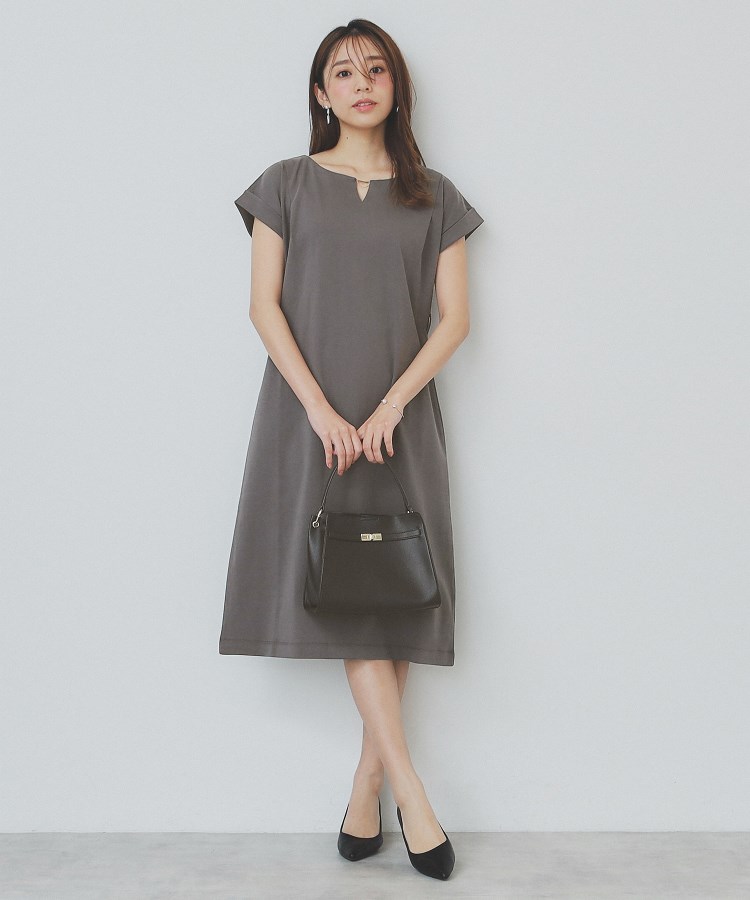 インデックス(index)の《5色展開/XS-3Lサイズ》Iラインシルエットワンピース【UV/接触冷感/洗濯機洗い可】5